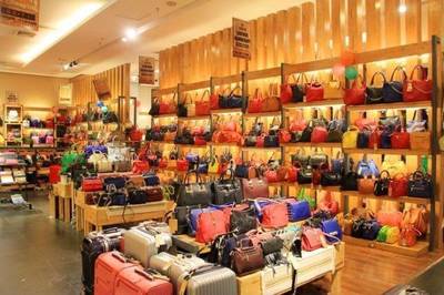 終端 | 商品繁多，箱包銷售如何有效吸引顧客進店