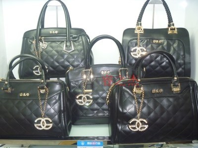 2013年秋季AE品牌時(shí)尚女包 潮流之選與消費(fèi)指南